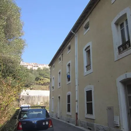 F3 A 150 M De La Avec Parking Prive דירה *